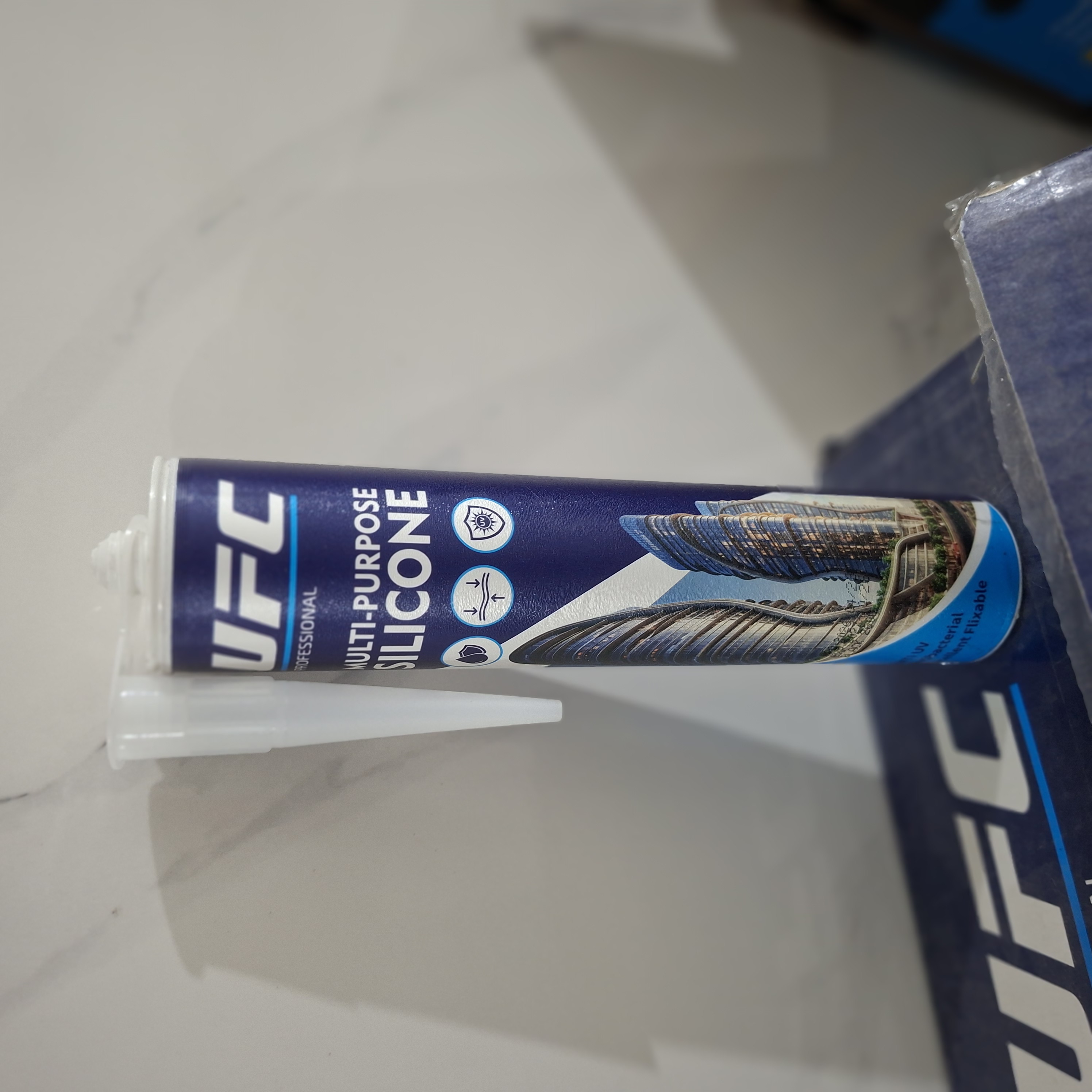 چسب آکواریوم مشکی یو اف سی (UFC) 260 cc